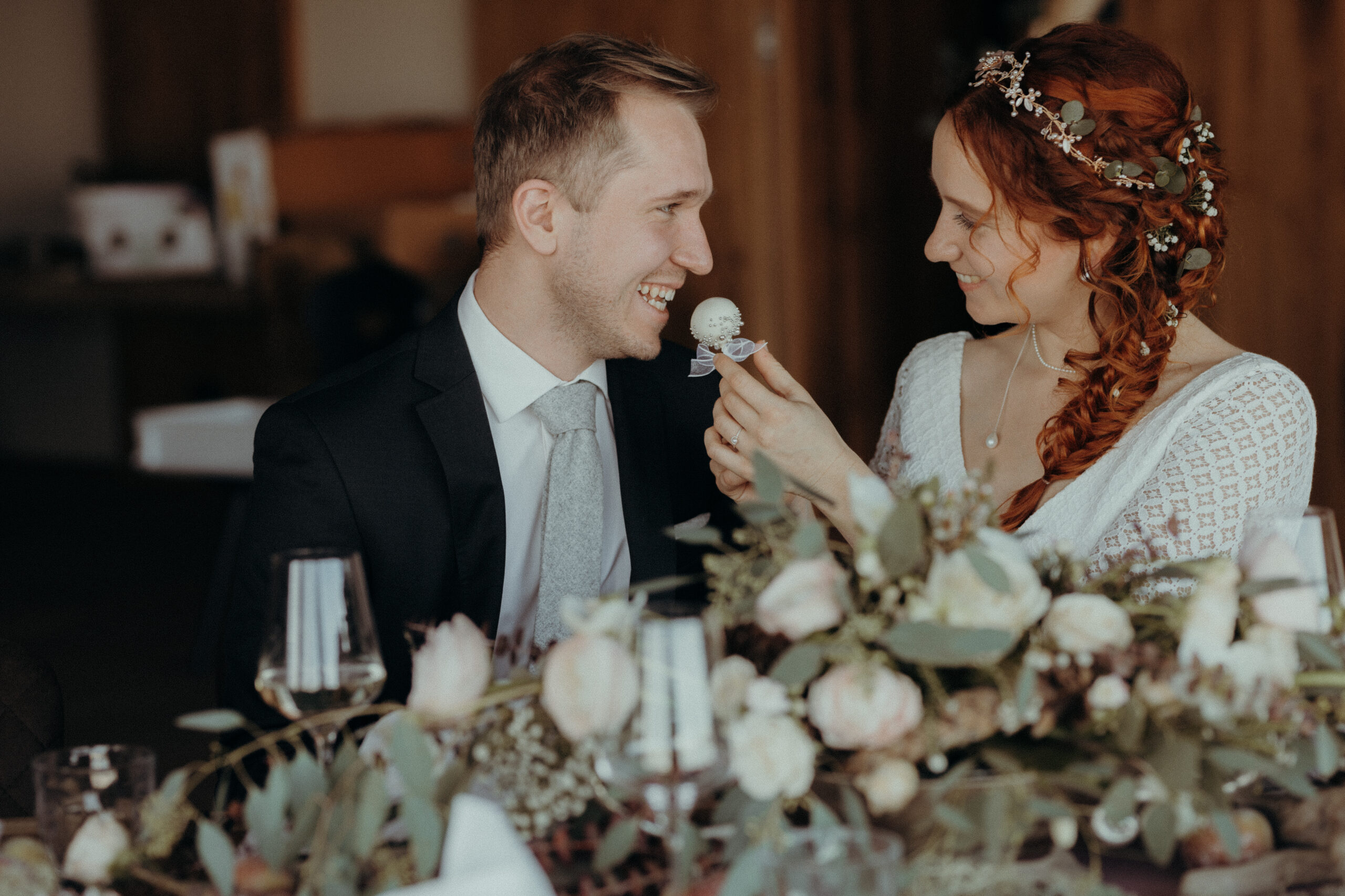 Mehr über den Artikel erfahren Ist der Hochzeitsanzug ein Muss?